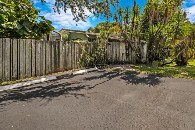 500 NE 14TH Street, Fort Lauderdale, FL 33304
