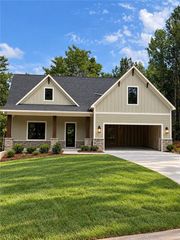96 Bethel Road, Talking Rock, GA 30175