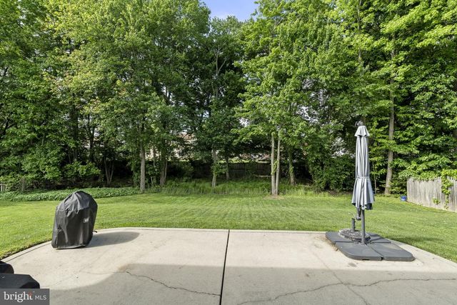 12 QUAKER ST, Marlton, NJ 08053