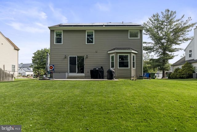 12 QUAKER ST, Marlton, NJ 08053