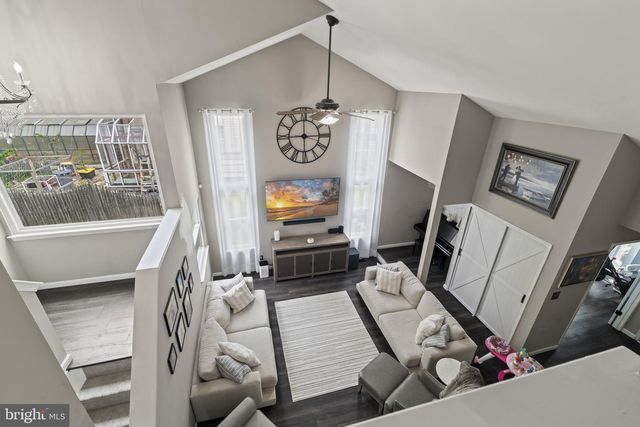 12 QUAKER ST, Marlton, NJ 08053
