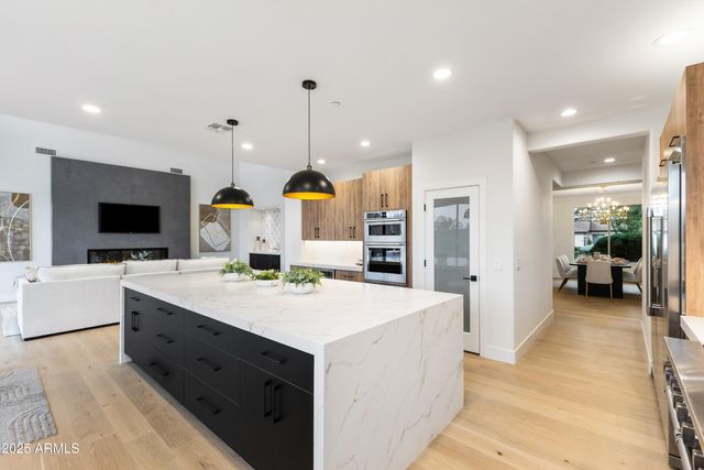 27589 N 61ST Place, Scottsdale, AZ 85266