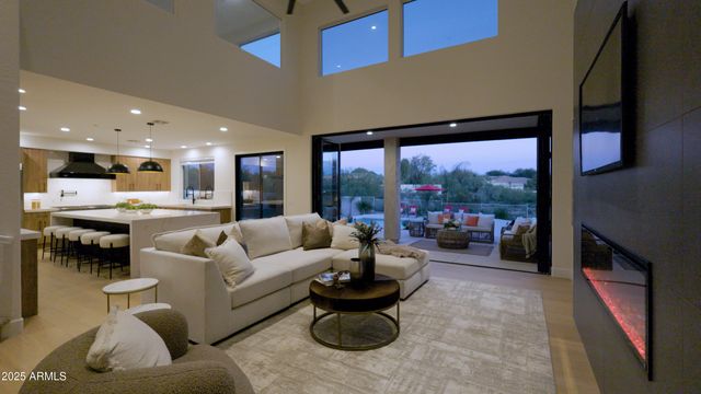 27589 N 61ST Place, Scottsdale, AZ 85266