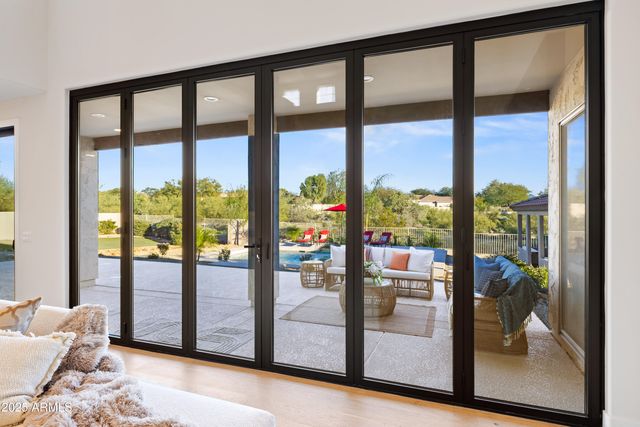 27589 N 61ST Place, Scottsdale, AZ 85266