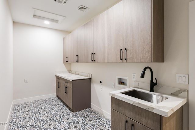 27589 N 61ST Place, Scottsdale, AZ 85266