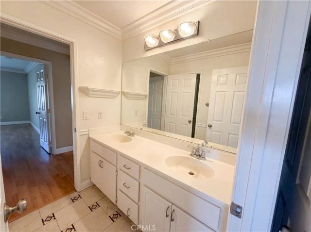 27801 Canyon Hills Way, Murrieta, CA 92563