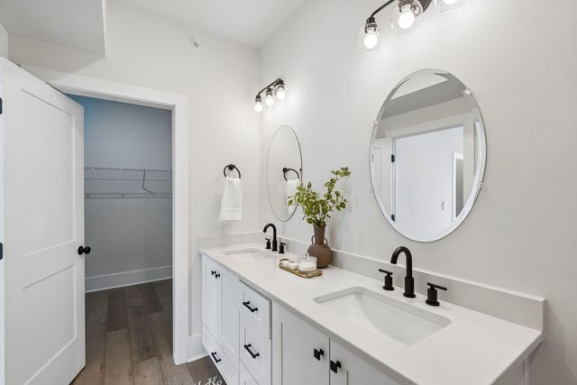 1150 Valdosta Street Unit 303, North Charleston, SC 29405