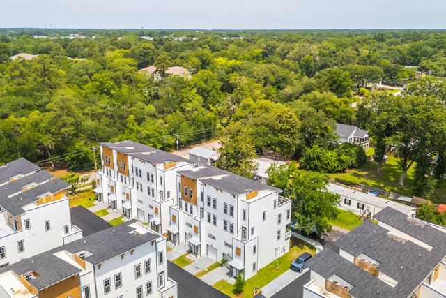 1150 Valdosta Street Unit 303, North Charleston, SC 29405