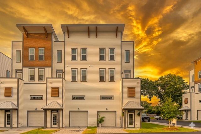 1150 Valdosta Street Unit 303, North Charleston, SC 29405