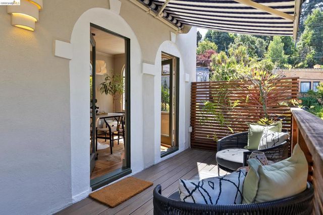 1240 Bates Rd, Oakland, CA 94610
