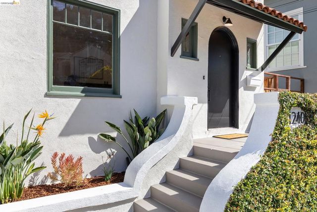1240 Bates Rd, Oakland, CA 94610