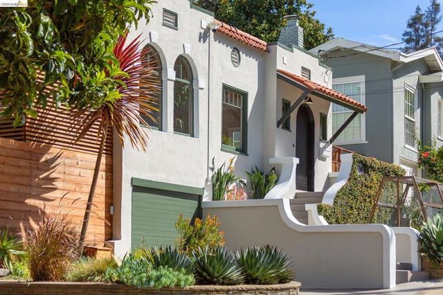 1240 Bates Rd, Oakland, CA 94610