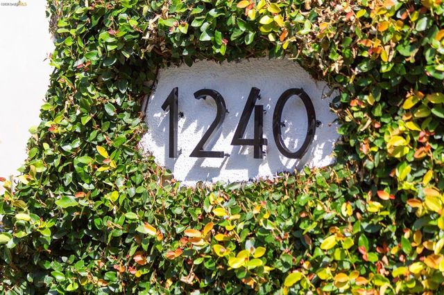1240 Bates Rd, Oakland, CA 94610