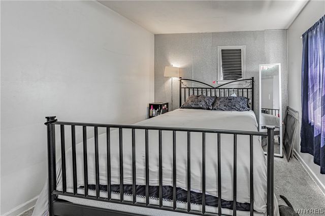 2222 Whitney Avenue, Niagara Falls, NY 14301