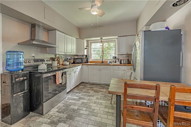 2222 Whitney Avenue, Niagara Falls, NY 14301