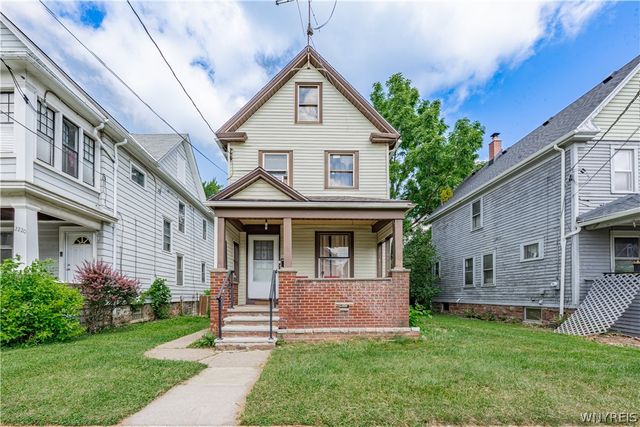 2222 Whitney Avenue, Niagara Falls, NY 14301