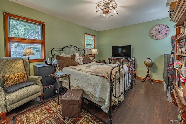 2222 Whitney Avenue, Niagara Falls, NY 14301