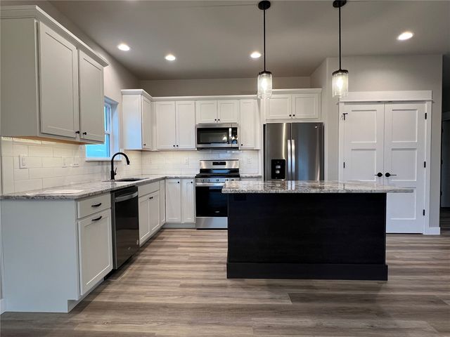 805 Yorkshire Street, North Liberty, IA 52317