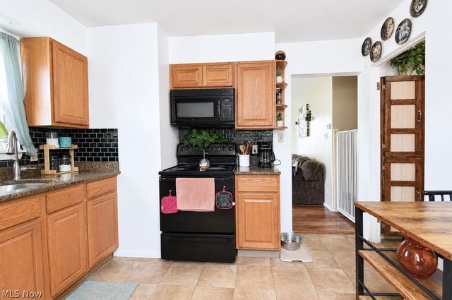 4738 Belle Meadow Road, Mentor, OH 44060