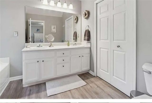 242 Barrington Drive, Hiram, GA 30141