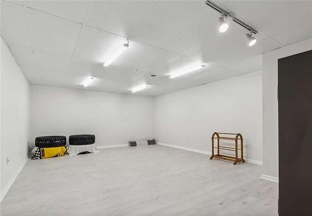 242 Barrington Drive, Hiram, GA 30141