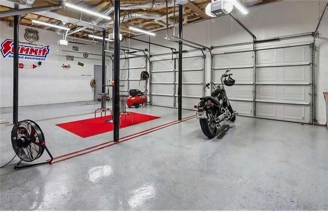 242 Barrington Drive, Hiram, GA 30141