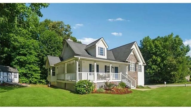 242 Barrington Drive, Hiram, GA 30141