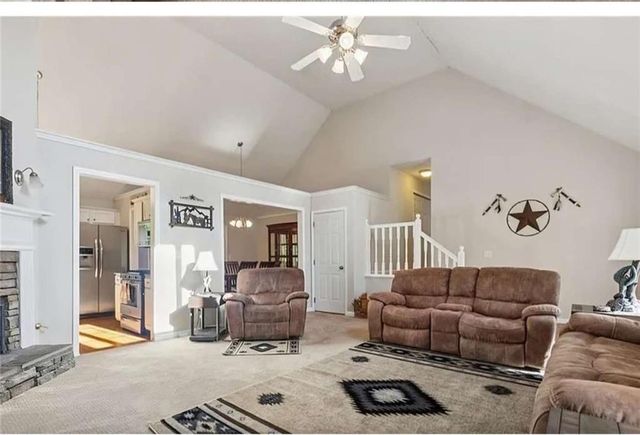 242 Barrington Drive, Hiram, GA 30141