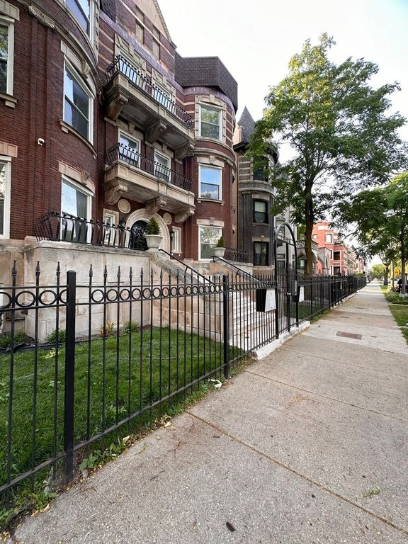 4518 S KING Drive 1A, Chicago, IL 60653