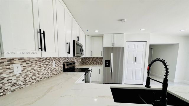 40 NW 125th Street, North Miami, FL 33168