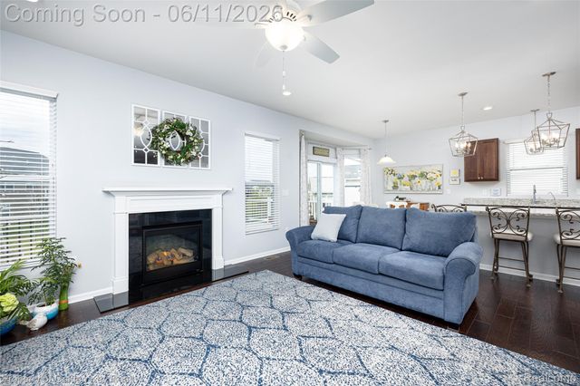 8238 Carston Lane, Green Oak Township, MI 48116