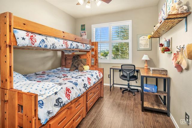 5711 Running Brook Street, Bakersfield, CA 93312