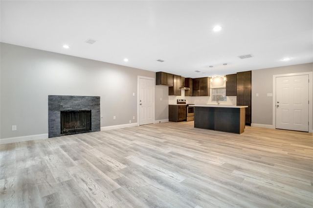 1314 E Red Cedar Circle, Spring, TX 77380