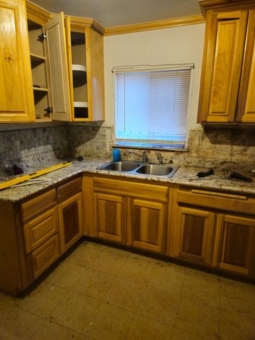 4675 E Alta Avenue, Fresno, CA 93702