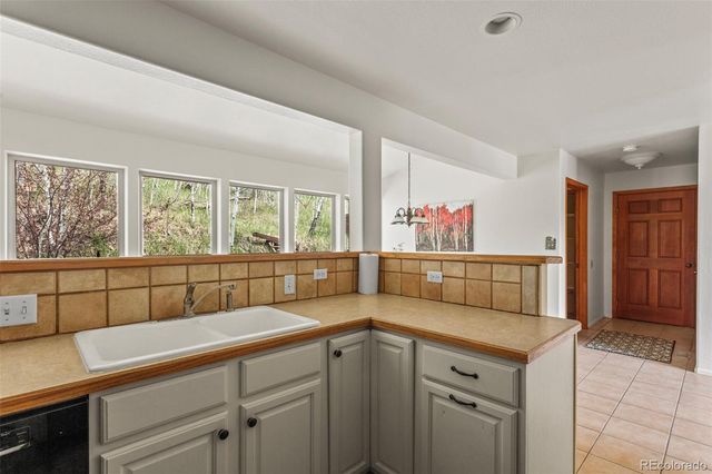 12183 Arnett Ranch Road, Littleton, CO 80127