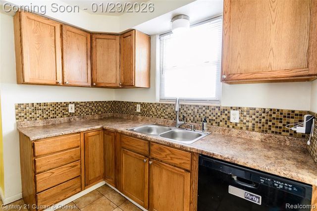 862 Moran Avenue, Lincoln Park, MI 48146