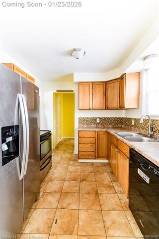 862 Moran Avenue, Lincoln Park, MI 48146