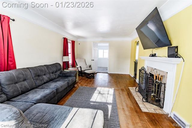 862 Moran Avenue, Lincoln Park, MI 48146