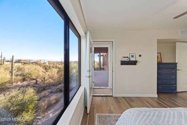 6801 N Green Mountain Place, Tucson, AZ 85718