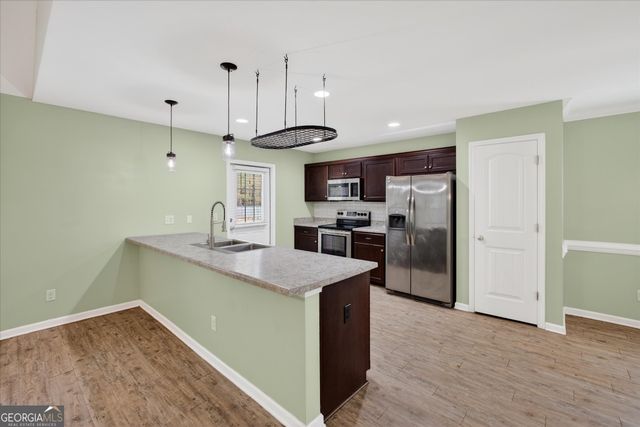 200 Abigail Circle, Ellabell, GA 31308