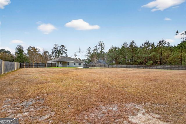 200 Abigail Circle, Ellabell, GA 31308