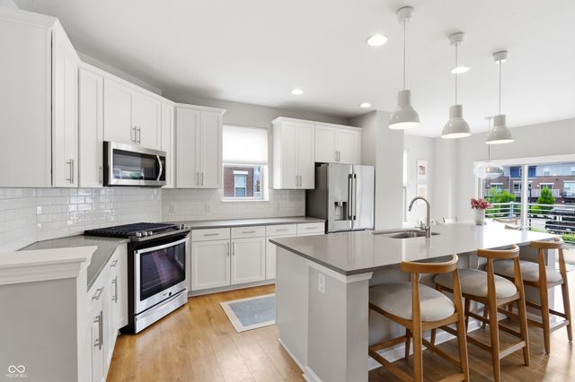 12932 Grand Vue Drive, Carmel, IN 46032