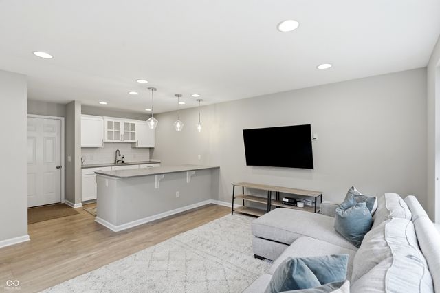 12932 Grand Vue Drive, Carmel, IN 46032