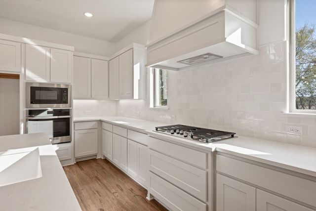 4005 Brown Bear Drive, Aledo, TX 76008