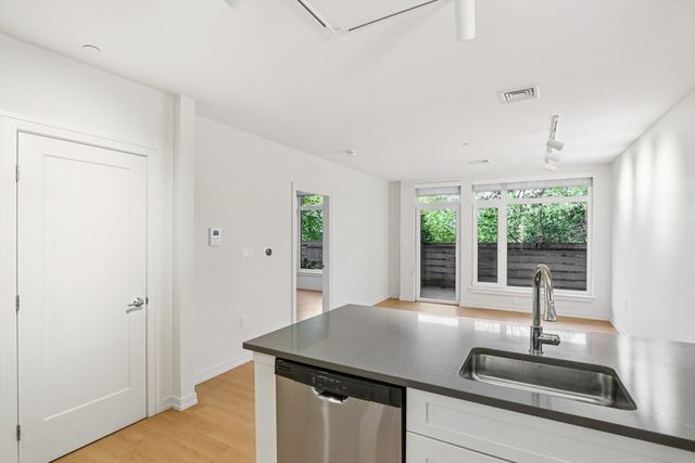 77 New 209, Cambridge, MA 02138