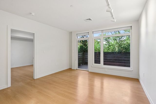 77 New 209, Cambridge, MA 02138