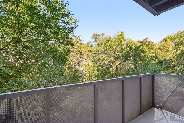 77 New 209, Cambridge, MA 02138