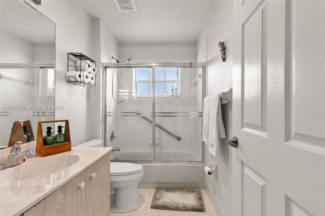 6207 Floral Lakes Dr 6207, Delray Beach, FL 33484