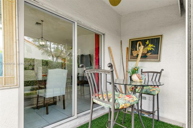 6207 Floral Lakes Dr 6207, Delray Beach, FL 33484