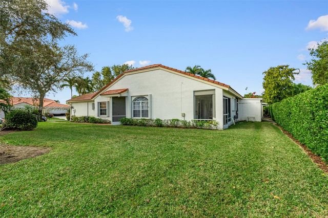 6207 Floral Lakes Dr 6207, Delray Beach, FL 33484